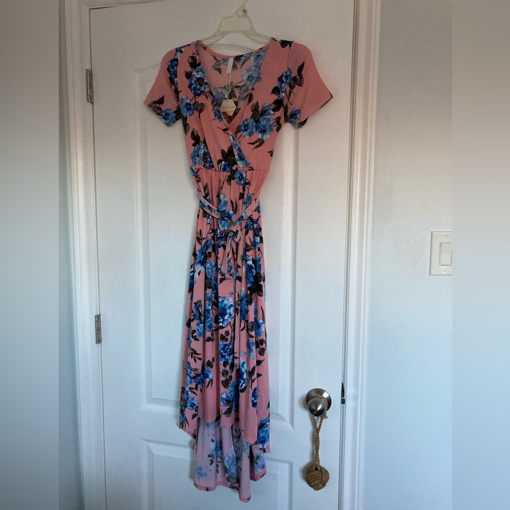 Pink blush maternity dress, small